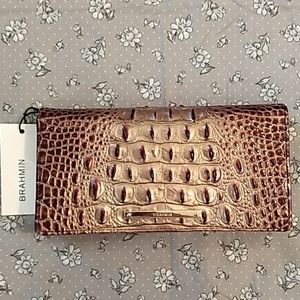 brahmin annmarie wallet